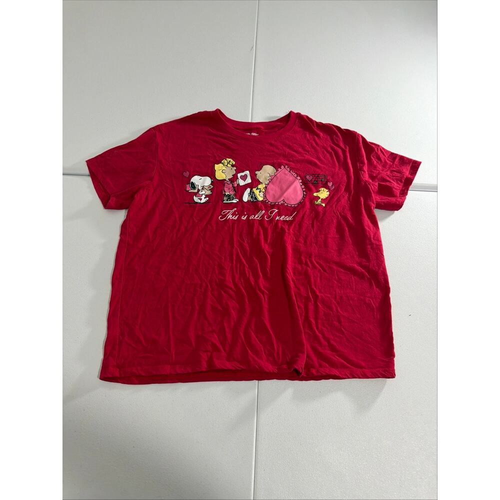 Peanuts Snoopy Red Valentines T Shirt Size XL